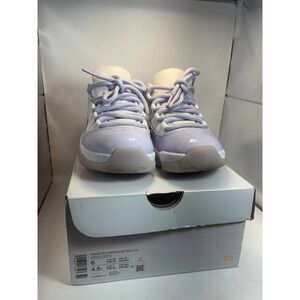 Nike Air Jordan 11 Retro Low Pure Violet White Purple AH7860-101 Womens 6 4.5Y